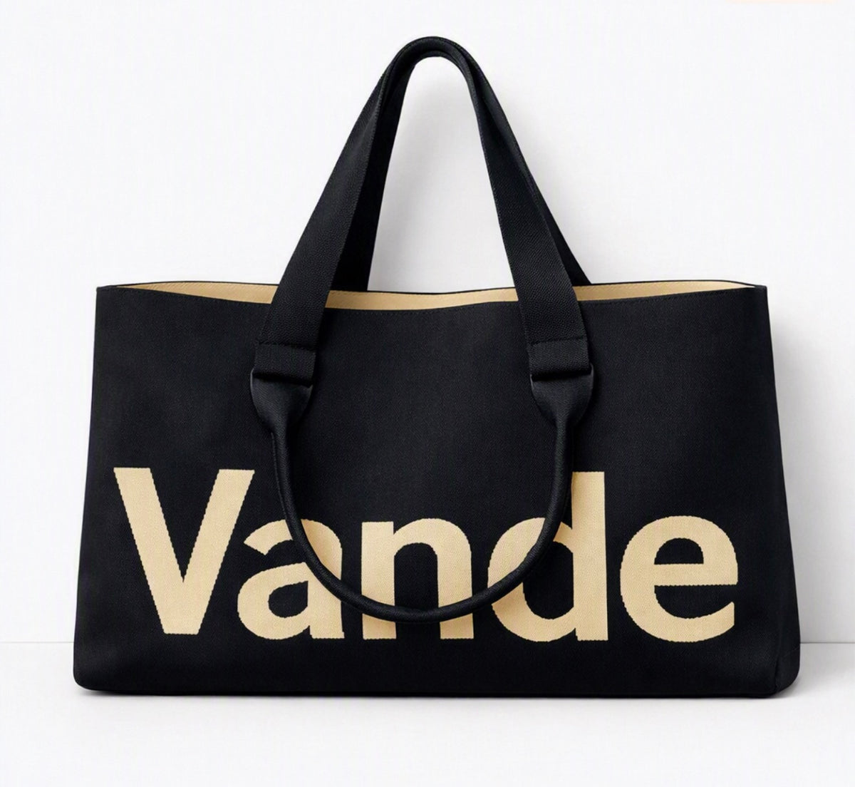 THE VANDY TOTE